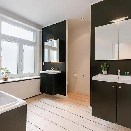 Holiday home Huswell - Charming House In With Free Parking *